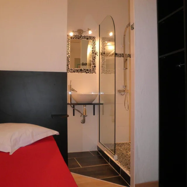 Room, Single, AU NOUVEL HOTEL 5/7