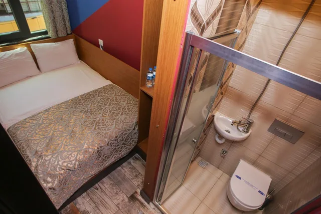 Budget, Double Bed, Quantum Hotel 8/9