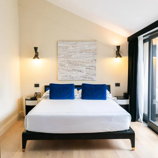 جناح جونيور بإطلالة على المدينة، Roma Luxus Hotel 1/2