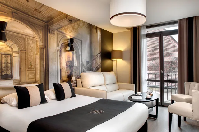 غرفة عائلية بسرير كوين مع أريكة، Appartements Des Ducs 1/3