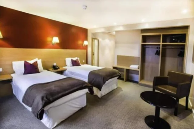 غرفة قياسية مفردة بسرير فردي، OYO Luton Hotel 3/3