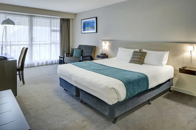 Edit, King Bed، Edit Picton 2/7