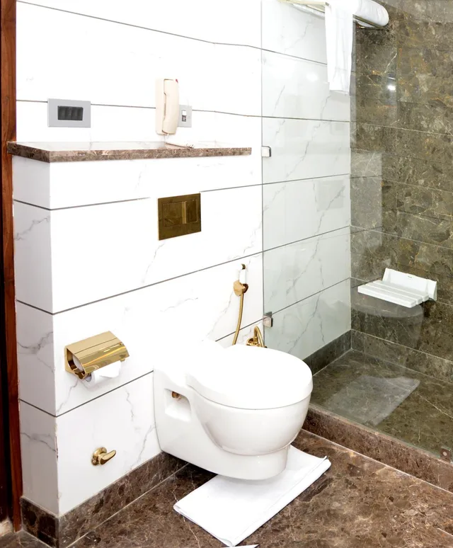 جناح بسرير كينج، Hotel Sawera Grand 9/10