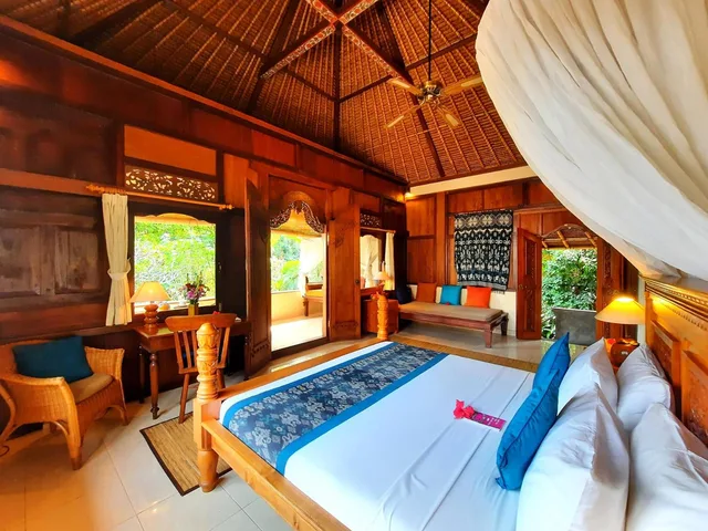 Grand, Deluxe, Garden View, ALAM INDAH 1/7