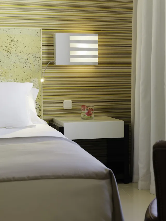 Suite, Twin Beds, Sofa, H10 White Suites - Adults Only 4/6