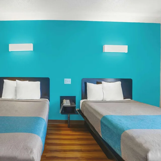 غرفة رباعية للمدخنين، Motel6 Raleigh, NC - North 5/10