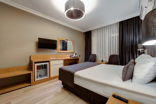 غرفة قياسية بسرير مزدوج أو سريرين منفصلين، Sahil Marti Hotel 2/8