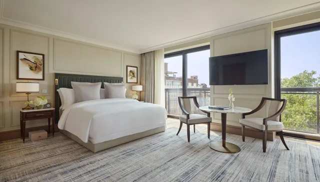 جناح جونيور بسريرين منفصلين بإطلالة على المدينة، Jumeirah Carlton Tower London 2/7