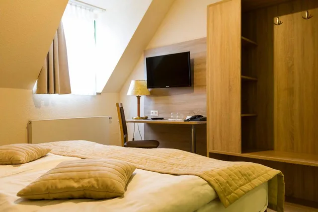 غرفة بسرير كينج، Hotel Landsberg 2/6
