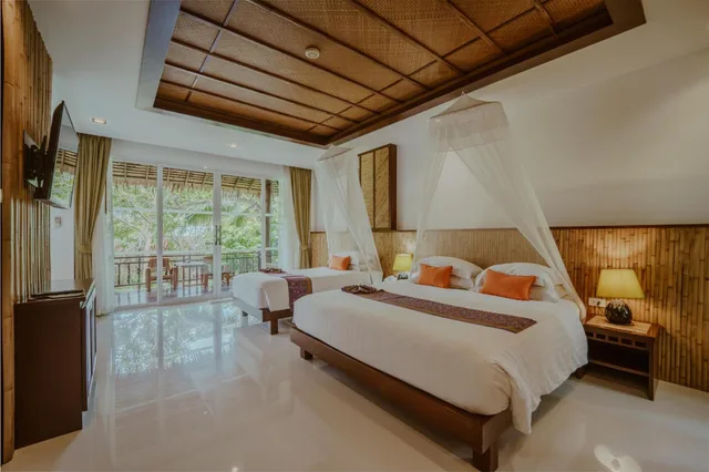 غرفة بريميير ثلاثية بسرير كينج وسرير فردي، Ban Sainai Resort - SHA Extra Plus 1/1