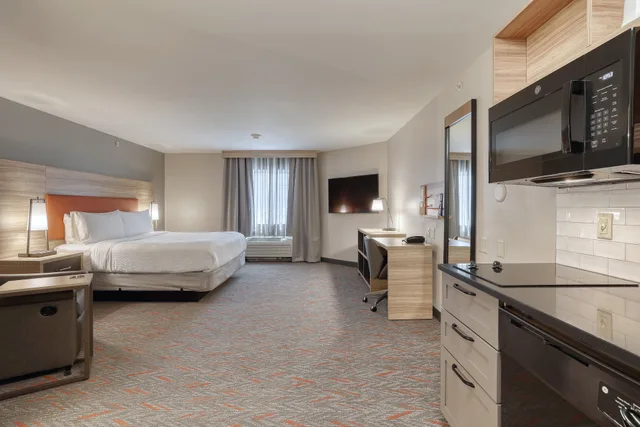 جناح استوديو بسرير كوين، Candlewood Suites Milwaukee Airport-Oak Creek 2/4