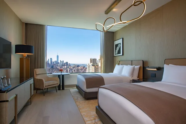 غرفة كلوب بسريرين مزدوجين لذوي الإعاقة، The Ritz-Carlton New York, NoMad 1/2