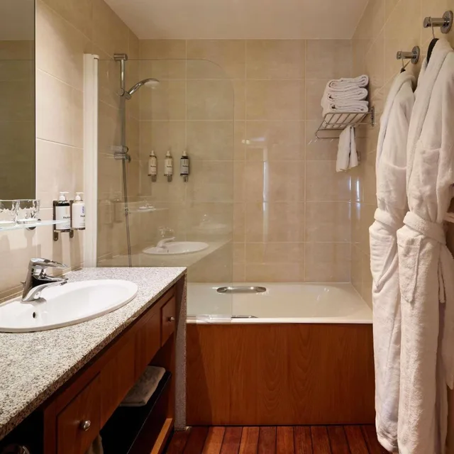 Superior, Double Bed, Town View، Sofitel Biarritz Le Miramar Thalassa Sea & Spa 4/5