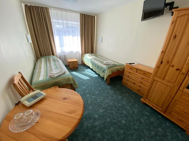 Room, Twin Beds, Private Bathroom, Hotel Dorell 1/2
