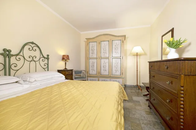شقة بسرير مزدوج مع أريكة، Borgo Grondaie 2/5