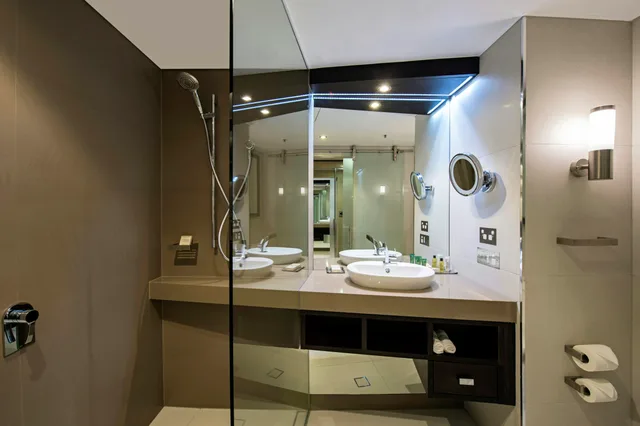 غرفة بسريرين مزدوجين، Hilton Darwin 4/5