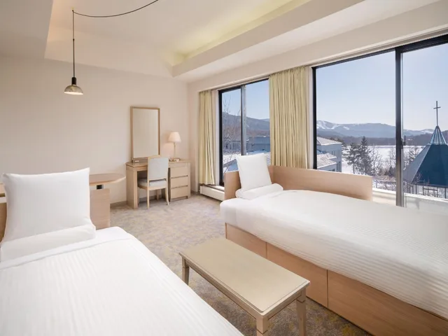 غرفة يابانية غربية قياسية بسريرين منفصلين مع أريكة، Hotel Anbient Tateshina 1/2
