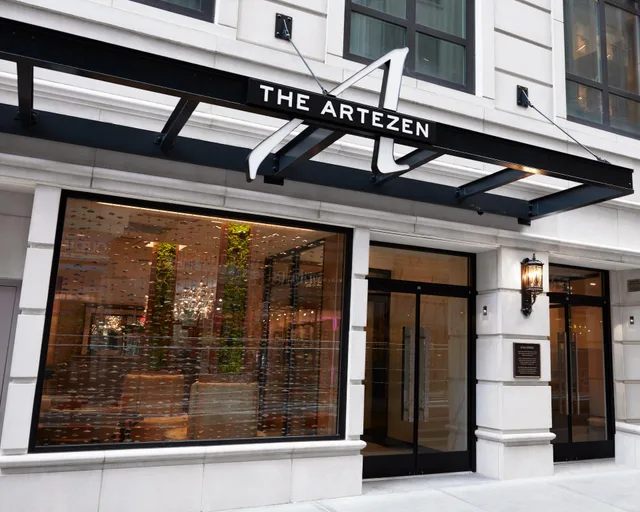 غرفة بريميير بسرير مزدوج، Artezen Hotel 1/1