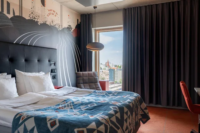 غرفة قياسية بسرير كينج، Sokos Solo Hotel Torni Tampere 2/7
