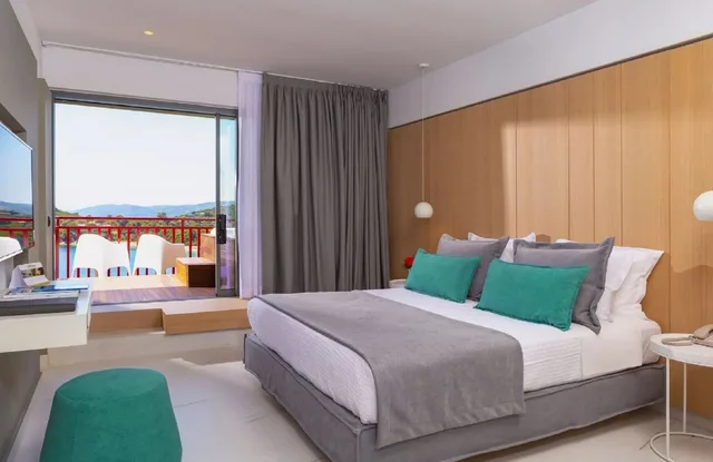 Suite, Double Bed, Panoramic Sea View, Outdoor Jetted Tub، Skiathos Palace Hotel 1/2