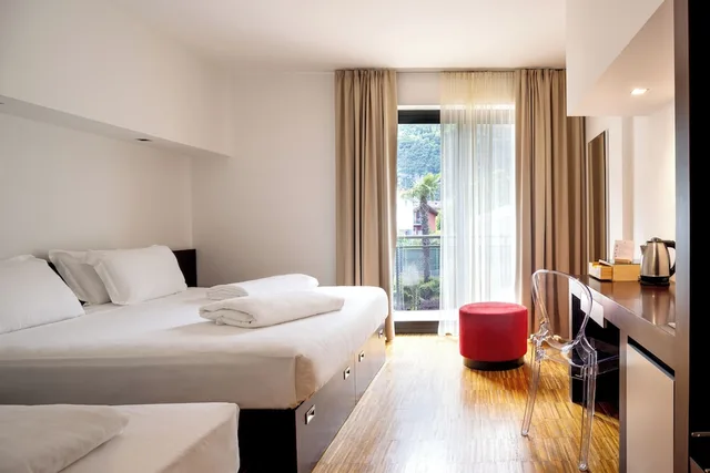 Comfort, Triple, Double Bed, Sofa, Astoria Park Hotel 1/9