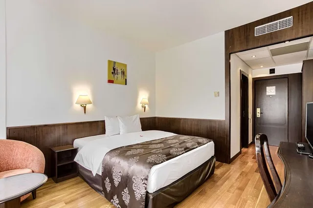 غرفة سوبيريور بسرير كوين، Best Western Central Hotel 3/6