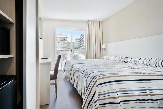 Standard, Single, 2 Double Beds، Best San Diego Hotel 4/8