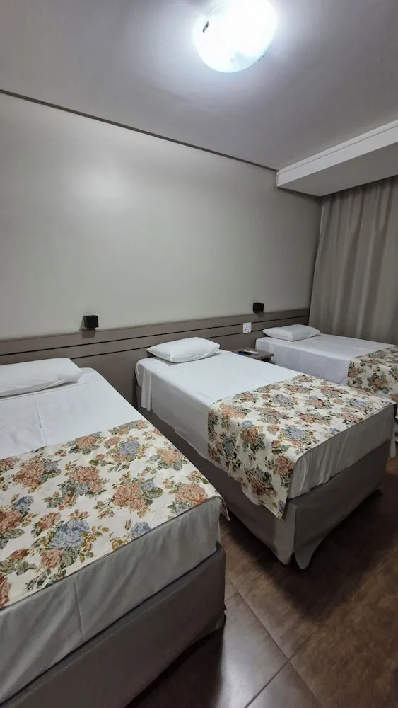 غرفة سوبيريور ثلاثية بثلاثة أسرّة، Hotel Dan Inn Uberlandia 2/5