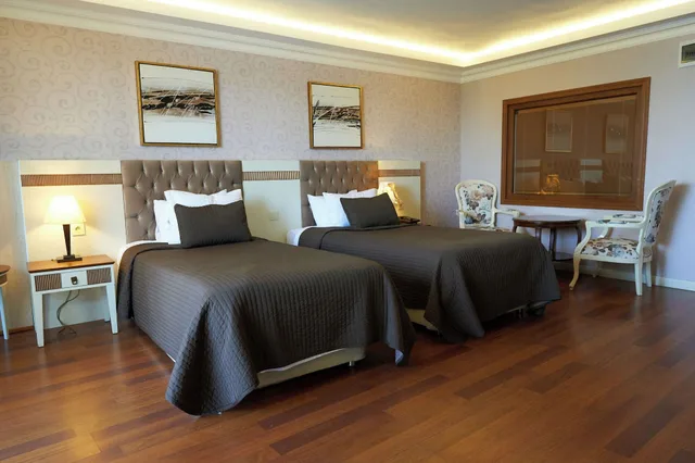 1 Bedroom, Premium, King Bed, Sea View, Balcony, Phellos Suites 1/3