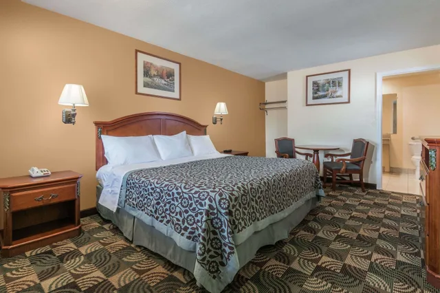 غرفة بسرير كينج لذوي الإعاقة، Days Inn By Wyndham Temple 6/10