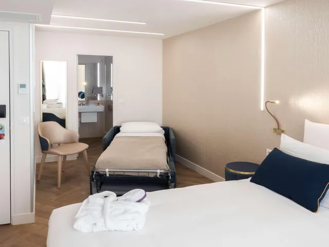 غرفة قياسية ثلاثية، Mercure Paris Opera Lafayette 4/8
