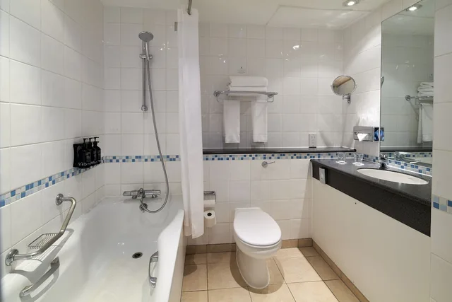 غرفة بريميوم بسرير فردي، Holiday Inn London - Bloomsbury by IHG 7/10
