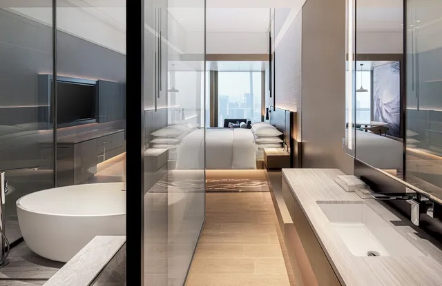 Room, King Bed, Bay View، Renaissance Shenzhen Bay Hotel 9/10