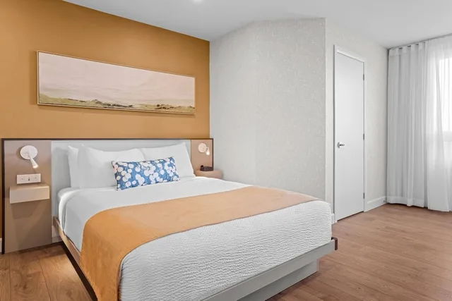 غرفة بسرير كوين، Days Inn by Wyndham Riviere-Du-Loup 1/6