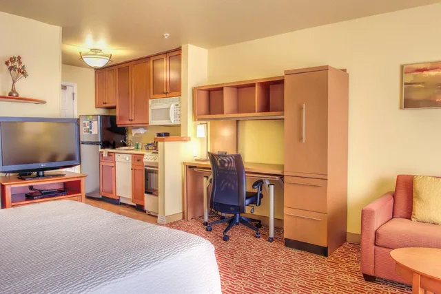 استوديو بسرير كوين مع أريكة بحوض استحمام لذوي الإعاقة، Towneplace Suites Las Cruces 7/8