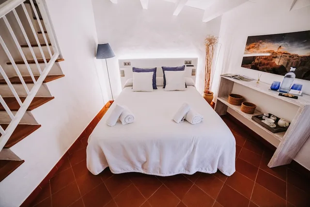 غرفة بسرير مزدوج بشرفة، Petit Hotel 5 Fars - Adults Only 1/6