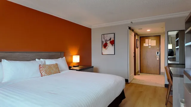 غرفة ديلوكس مفردة بسرير كينج، Lincoln Hotel Monterey Park Los Angeles 1/10