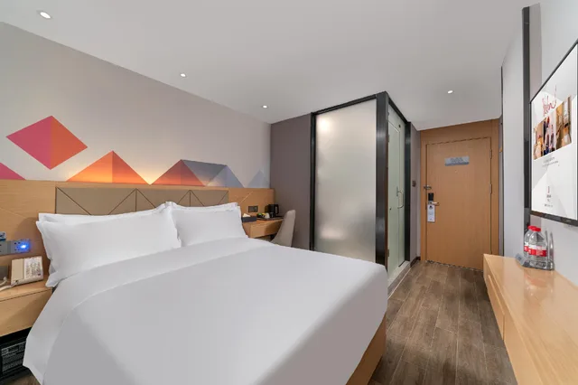 Comfort, Double Bed, Borrman Hotel (Guangzhou Shisanhang Ximenkou Metro Station) 1/1