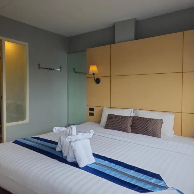 غرفة سوبيريور بسرير كينج، Montree Phuket Hotel 1/5