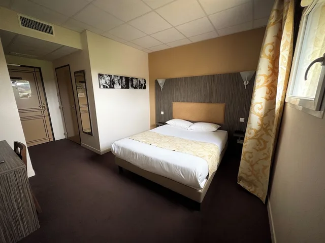غرفة قياسية بسرير مزدوج، Hotel the Originals La Souterraine Alexia 7/10
