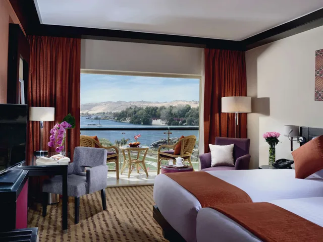 Deluxe, Twin Beds, with View, Movenpick Aswan 1/2