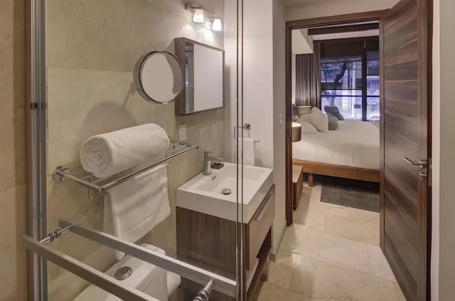 Master, Suite, King Bed, MX Grand Suites 8/8