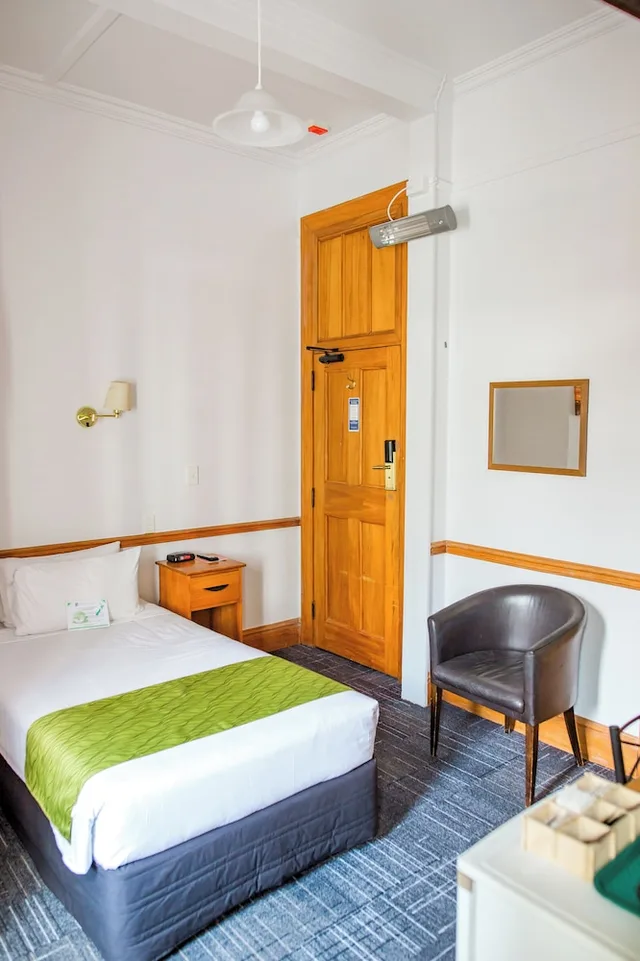 غرفة مفردة، THE CAMBRIDGE HOTEL 5/11