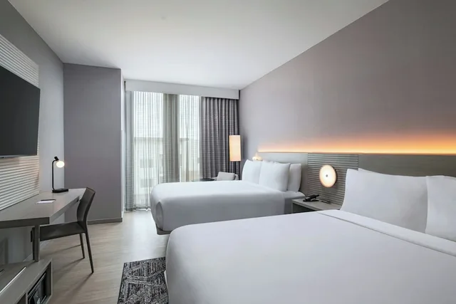غرفة ديلوكس بسريرين كوين، AC Hotel Phoenix North Norterra 4/6