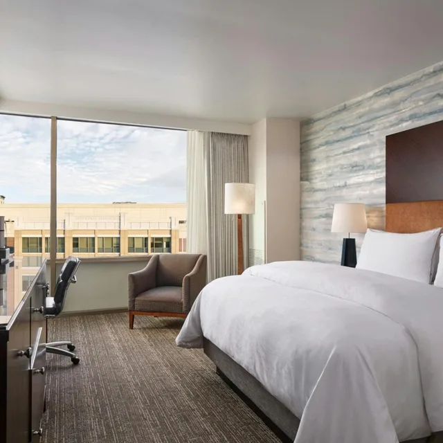غرفة بسرير كينج بإطلالة على المدينة، The Westin Washington National Harbor 2/7