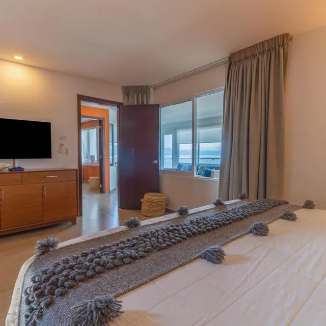 2 Bedrooms, Exclusive, Penthouse, House, 2 King Beds, Beach Front, Plunge Pool، Hotel Grand Paramar 9/10