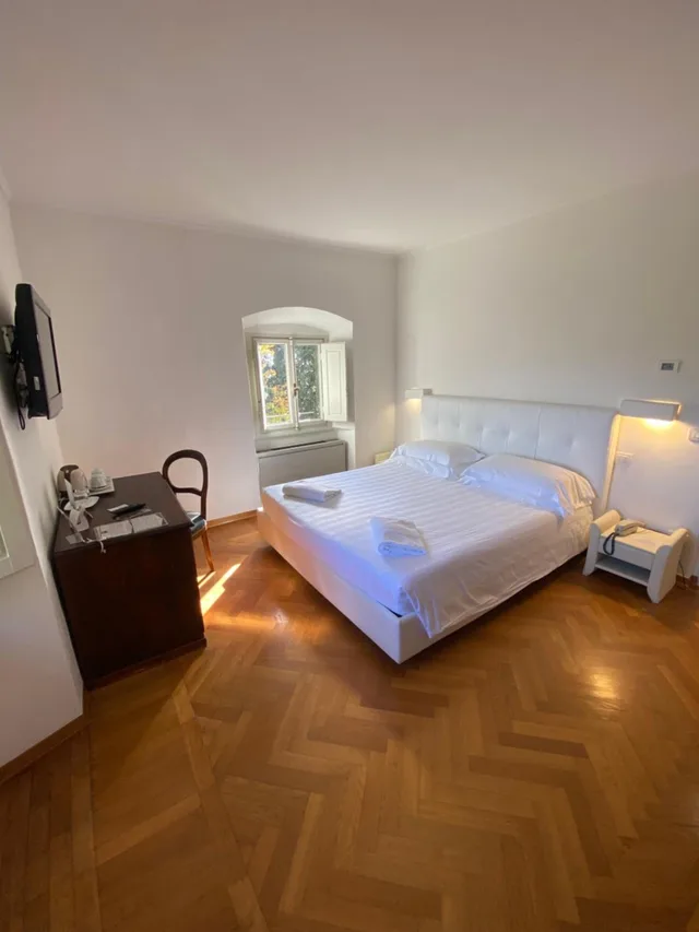 جناح، I Barronci Villa 8/10