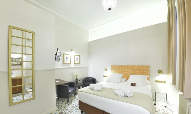 Interior, Standard, Double Bed, MIHLTON BARCELONA 1/10