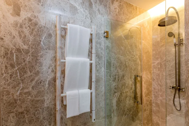 Deluxe, King Bed, Pool Access، Eden Beach Khao Lak Resort and Spa 5/5