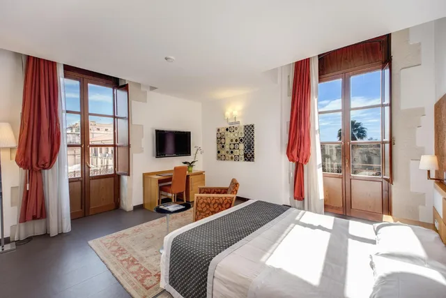 جناح، Grande Albergo Alfeo 1/3